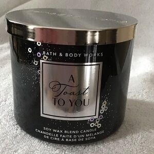 Bath & Body Works 3 wick candle A Toast To You